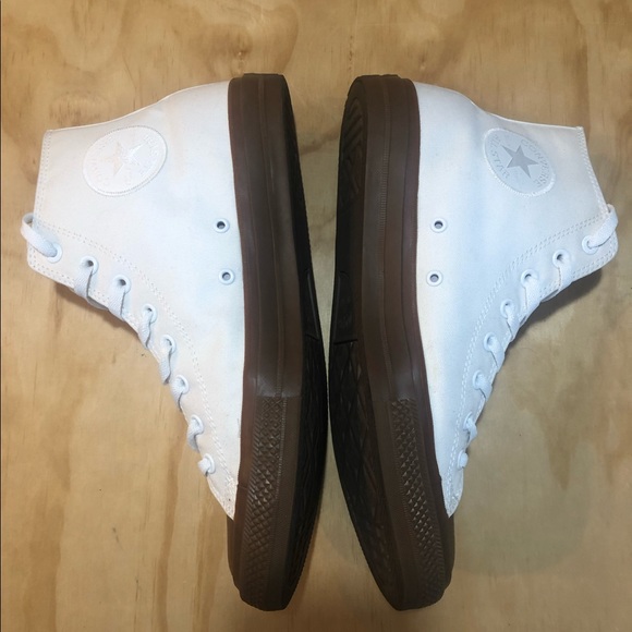 FIRM Converse Chuck Taylor All Star II Hi Sneakers With Gum Sole In white size11